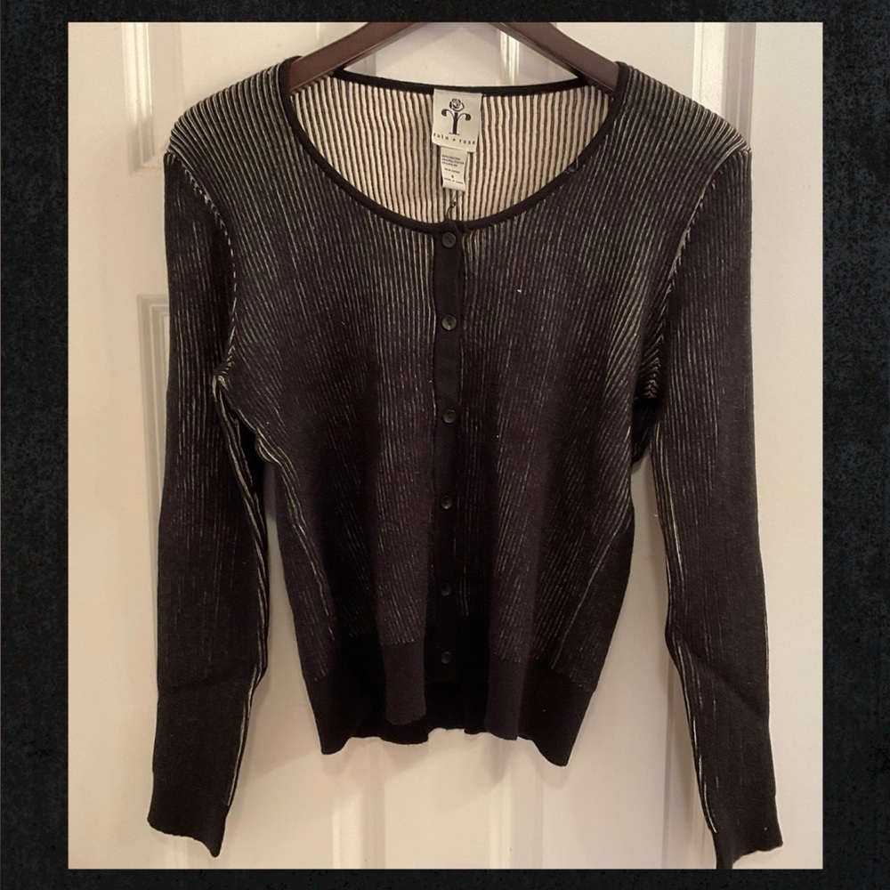 Rain + Rose Cardigan Sweater - NWT - Size Medium - Black / Beige - Picture 1 of 7